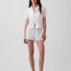 Camisa de pijama oversize de gasa arrugada