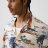 Camisa holgada con cuello camp