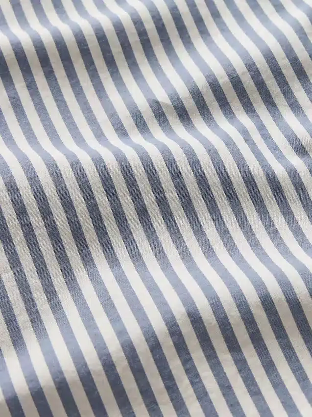 Camisa holgada de popelín de algodón orgánico