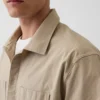 Camisa utilitaria de corte holgado y dobladillo recto