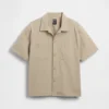Camisa utilitaria de corte holgado y dobladillo recto