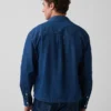 Camisas de mezclilla de corte holgado y dobladillo recto