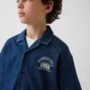Camisas de mezclilla para niños con estilo relajado y logotipo de New York