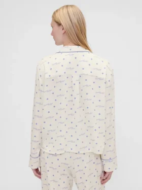 Camisas de pijama de franela holgada con lunares de GAP × Summer Fridays