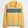 Camisas infantiles de tejido grueso y corte holgado