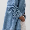 Camisas oversize de mezclilla ultrasuaves con mangas fruncidas