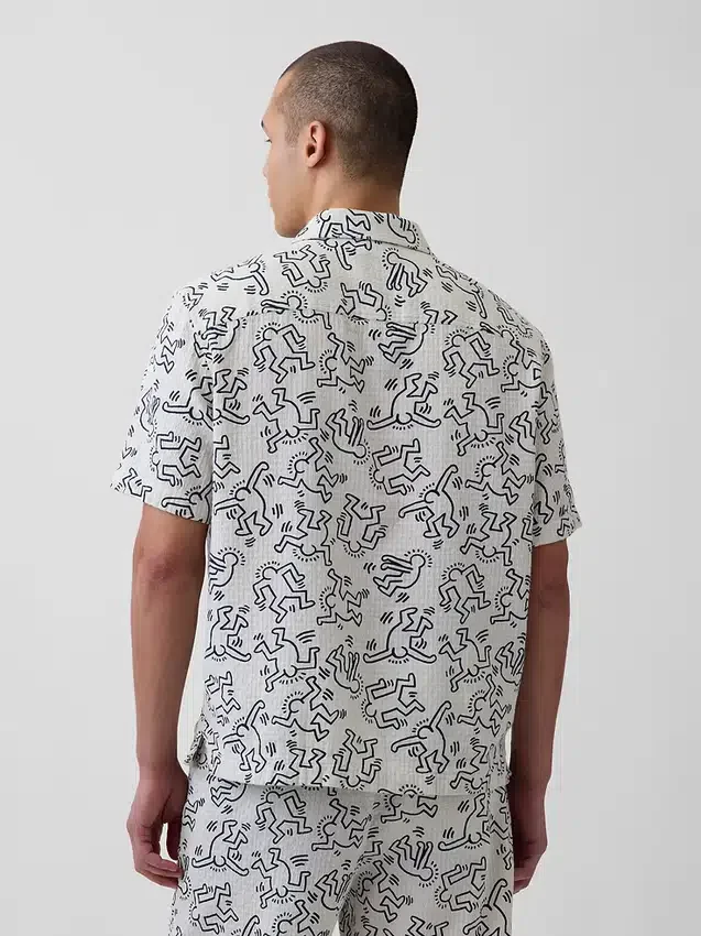 Camisas texturizadas de Keith Haring