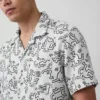 Camisas texturizadas de Keith Haring