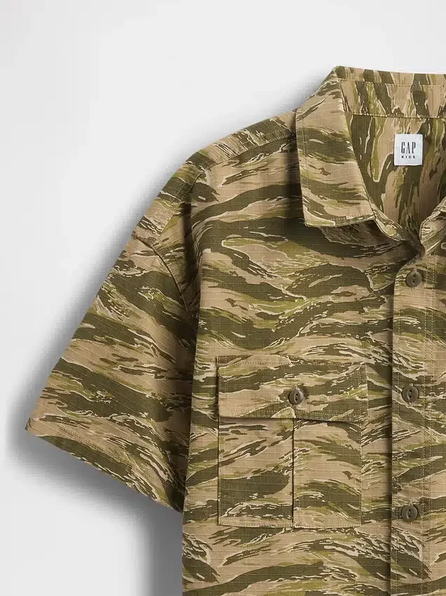 Camisas utilitarias para niños de tela ripstop