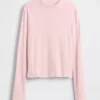 Camiseña de cuello alto acanalado para niños
