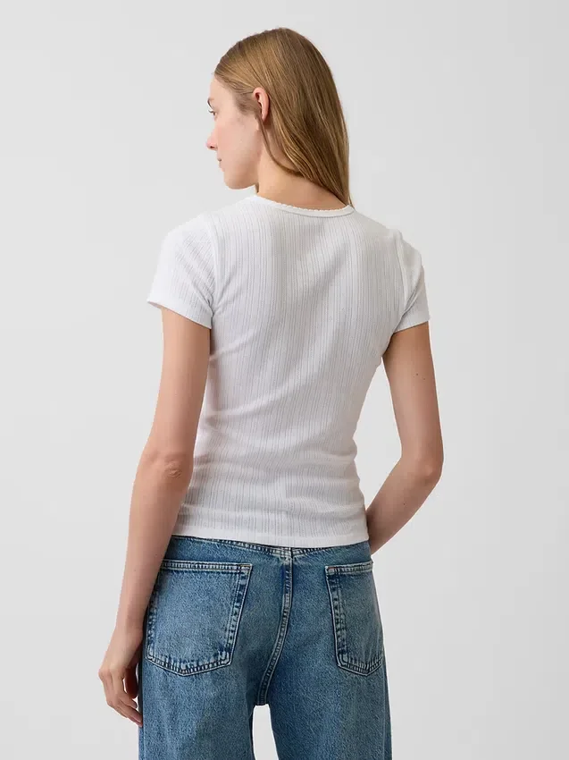 Camiseña de cuello redondo con punto pointelle