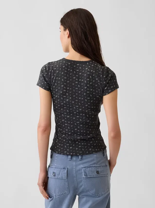 Camiseña de cuello redondo con punto pointelle