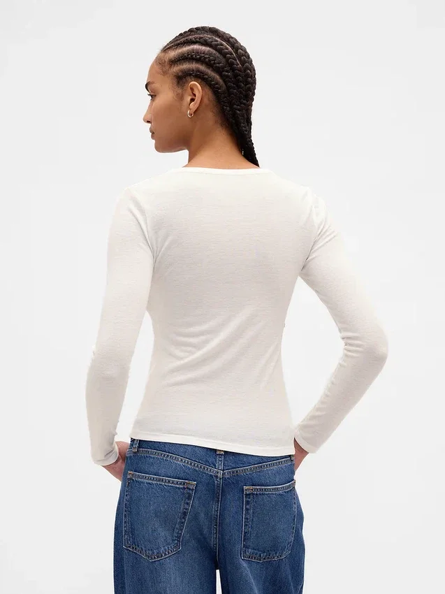 Camiseña Henley de canalé transparente