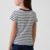 Camiseña infantil de canalé con bordados
