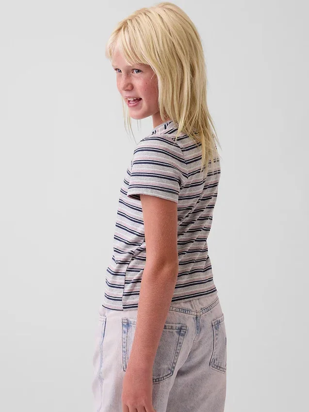 Camiseta a rayas para niños