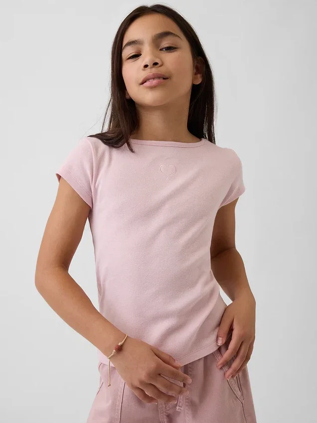 Camiseta ajustada de manga corta para niños