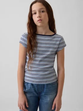 Camiseta ajustada de manga corta para niños