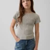 Camiseta ajustada de niño con canalé multicolor