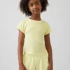 Camiseta ajustada de niño con canalé multicolor