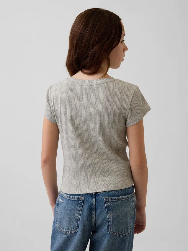 Camiseta ajustada de niño con canalé multicolor