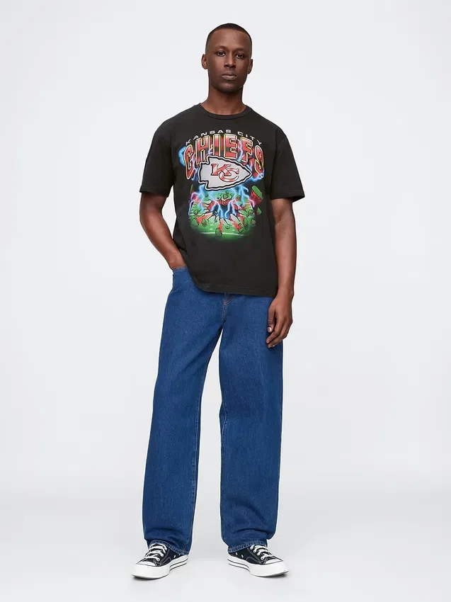 Camiseta con diseño de los Kansas City Chiefs de la NFL para adultos