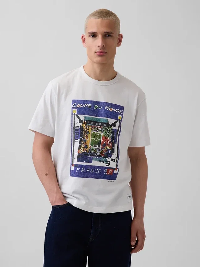 Camiseta con diseño gráfico de estilo relajado de la Copa Mundial de la FIFA™