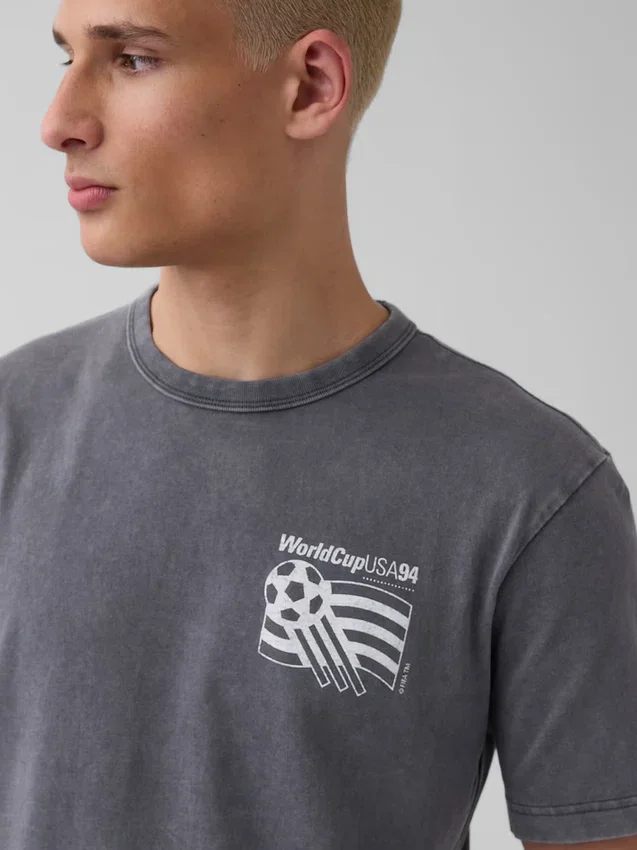 Camiseta con diseño gráfico de estilo relajado de la Copa Mundial de la FIFA™