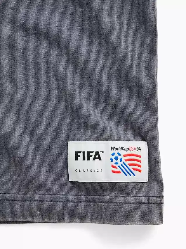 Camiseta con diseño gráfico de estilo relajado de la Copa Mundial de la FIFA™