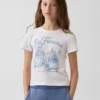 Camiseta con diseño gráfico para niños