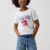 Camiseta con diseño gráfico para niños