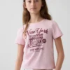 Camiseta con diseño gráfico para niños
