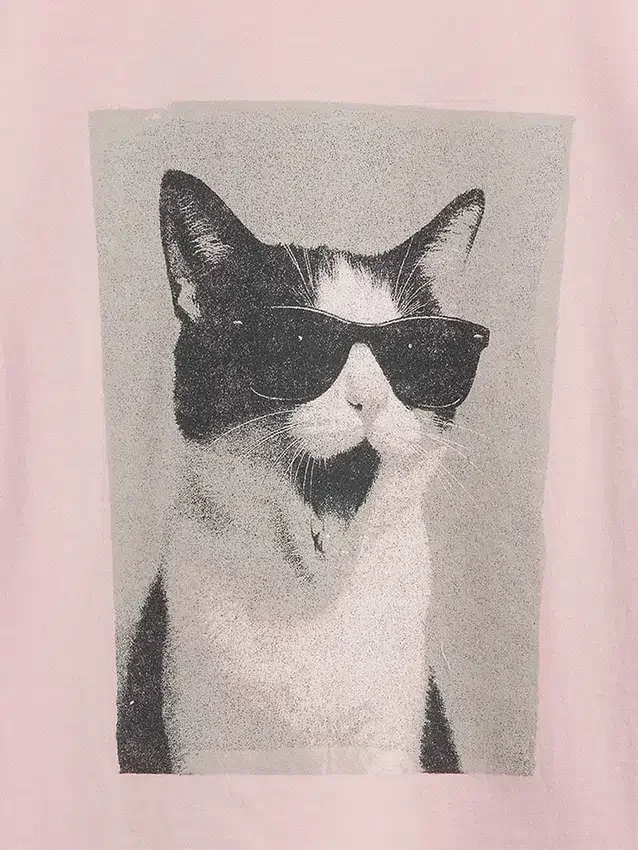 Camiseta con diseño gráfico para niños