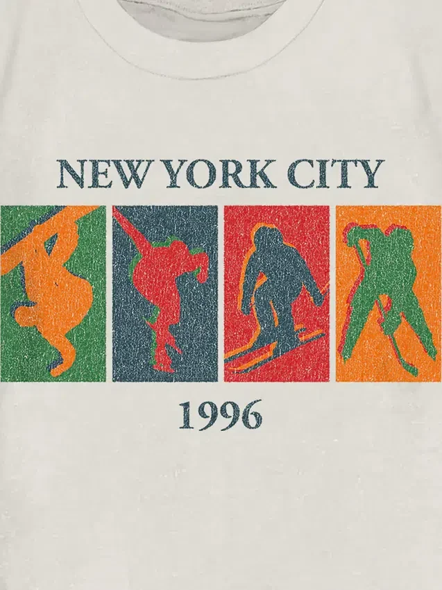 Camiseta con diseño vintage de deportes de invierno para niños pequeños