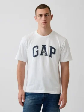 Camiseta con el Arch Logo de Gap