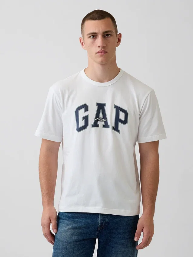 Camiseta con el Arch Logo de Gap