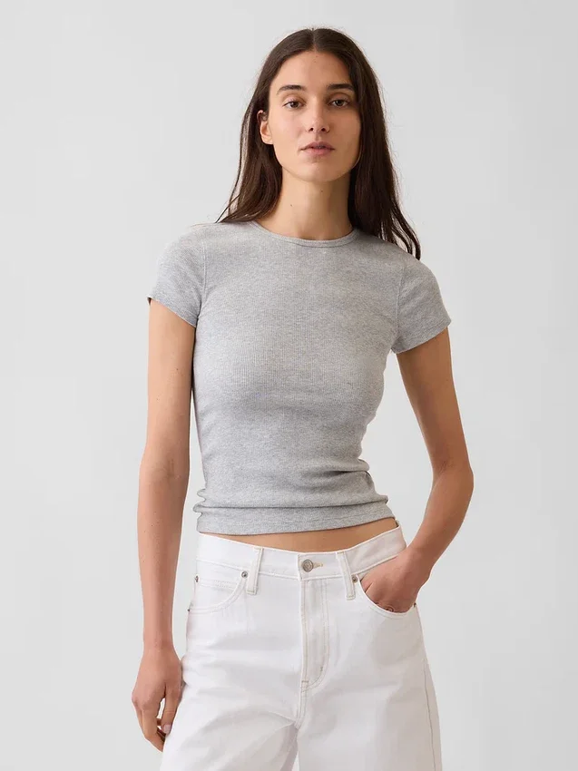 Camiseta de canalé moderna