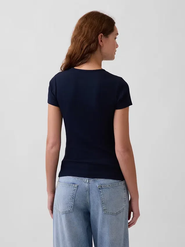 Camiseta de canalé moderna