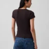 Camiseta de canalé moderna