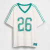 Camiseta de logo universitario de corte oversize