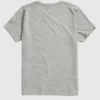Camiseta de manga corta con diseño gráfico «Winnie the Pooh y sus amigos: arcoíris y estrellas» para niños pequeños en pantalones cortos