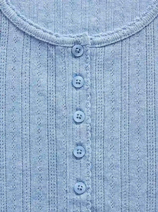 Camiseta de pijama tipo Henley con punto calado de GAP × Summer Fridays