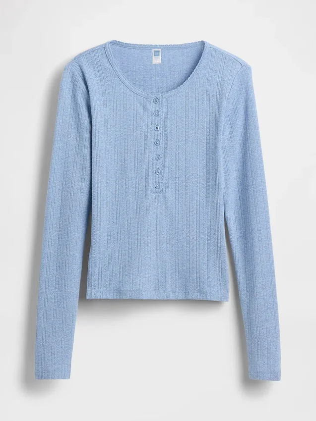 Camiseta de pijama tipo Henley con punto calado de GAP × Summer Fridays