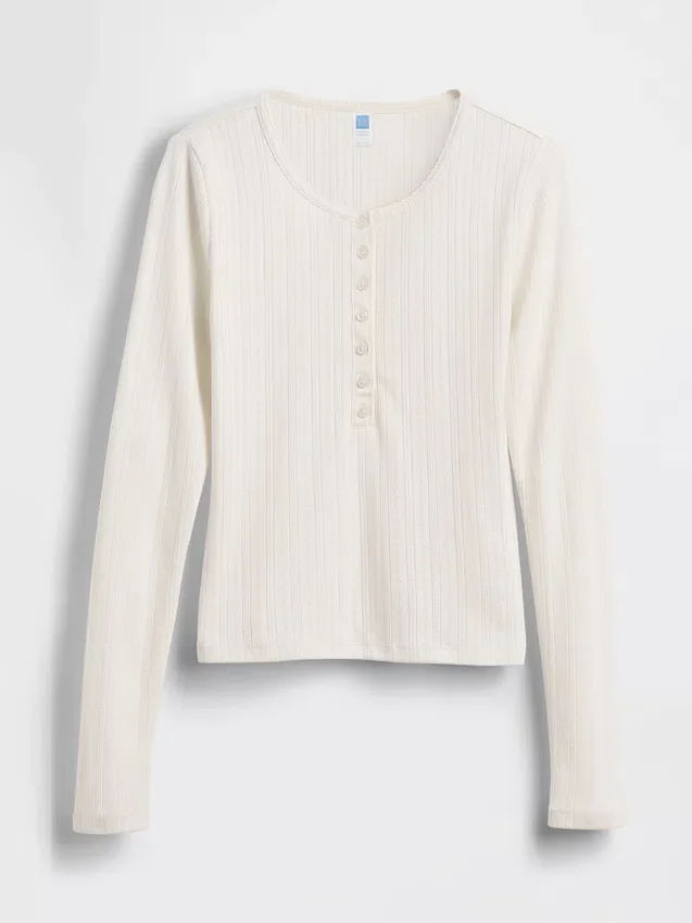 Camiseta de pijama tipo Henley con punto calado de GAP × Summer Fridays