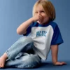 Camiseta de raglán «Get Blue» para bebés y niños