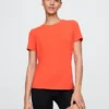 Camiseta GapFit Breathe