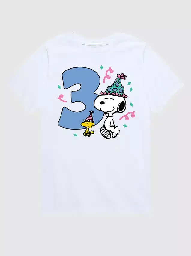 Camiseta gráfica de manga corta para niños pequeños de Peanuts para el tercer cumpleaños