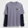 Camiseta infantil 2 en 1 con logotipos gráficos