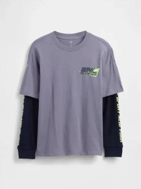Camiseta infantil 2 en 1 con logotipos gráficos