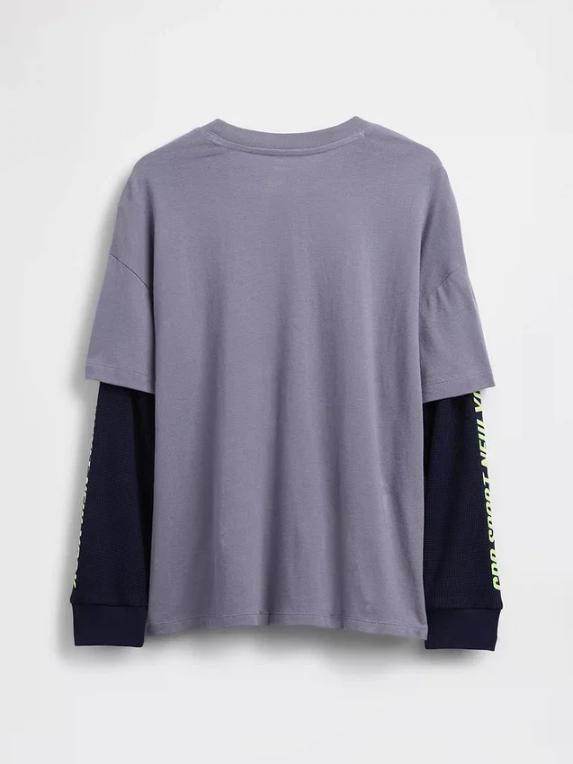Camiseta infantil 2 en 1 con logotipos gráficos