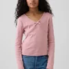 Camiseta infantil con lazo cruzado en el frente